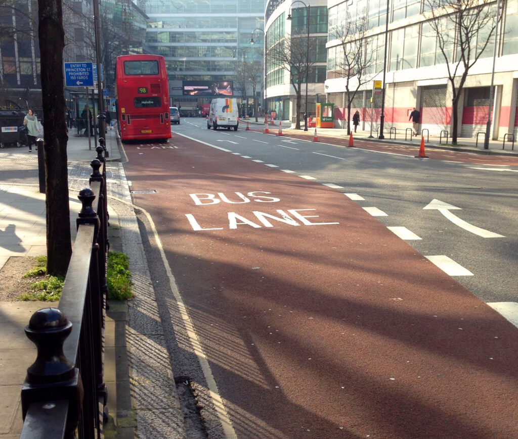 24 hour bus lane london