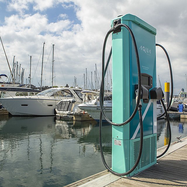 First UK Charging Network for Electric Boats Installed in Plymouth ...