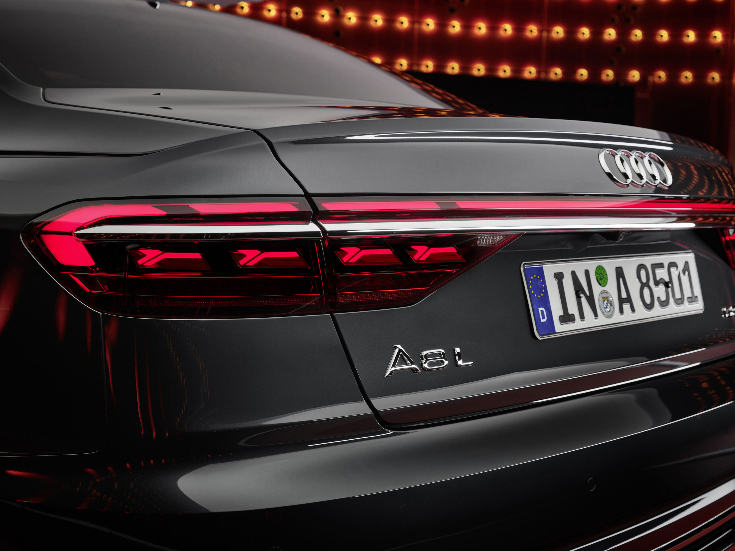 OLEDWorks rear OLED lighting technology in the Audi A8