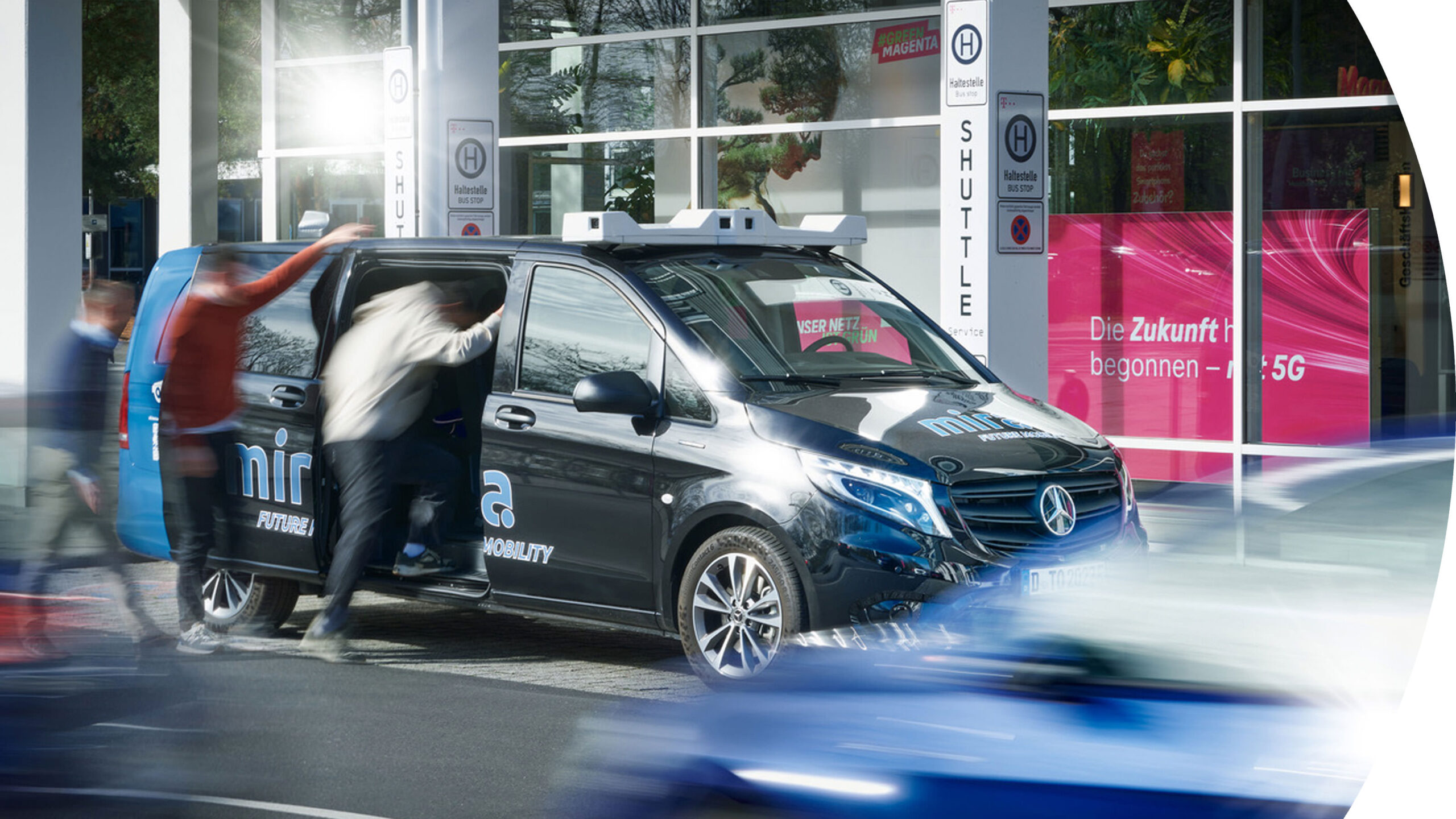 Together with Deutsche Telekom AG, MIRA GmbH has launched a joint pilot project for teleoperated driving