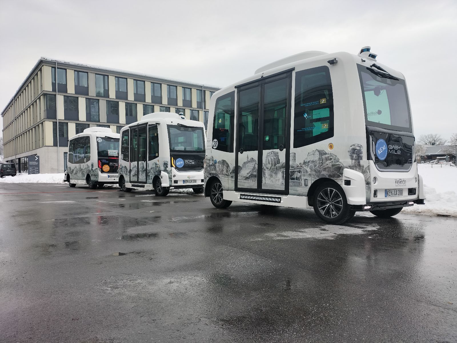 Europe's largest connected operating area for autonomous shuttles starts in Kelheim