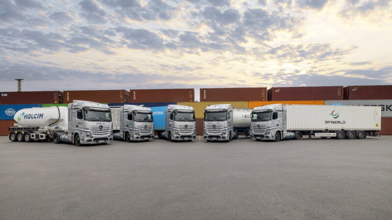 Five Mercedes-Benz GenH2 Trucks have successfully completed more than 225,000 kilometers in initial customer trials
