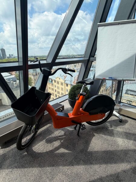 Ilus bike designed for bike sharing