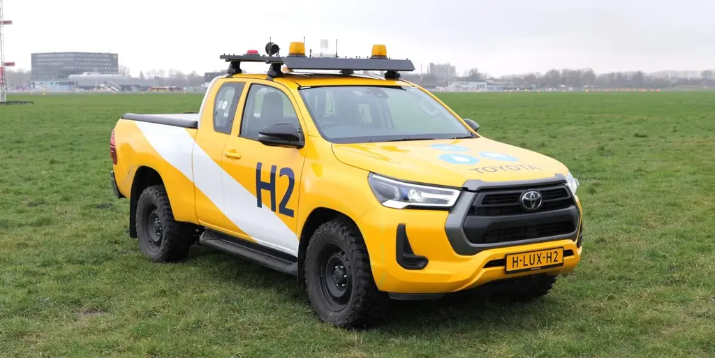 A hydrogen-electric truck